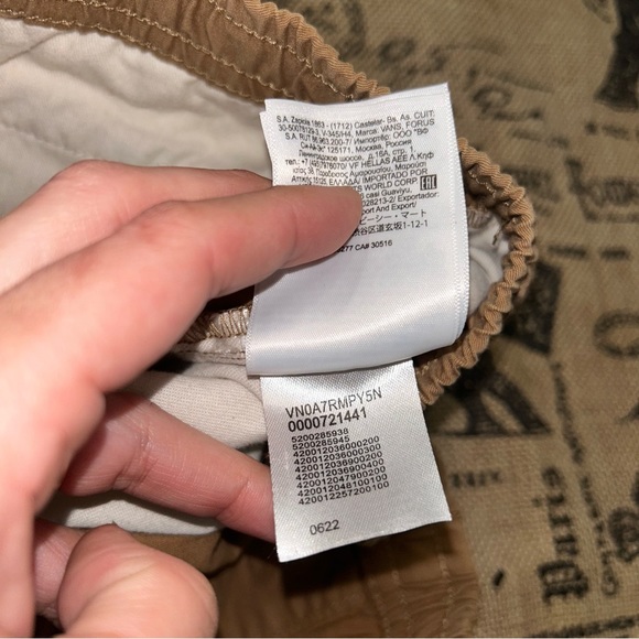 Vans Khaki Range Relaxed Elastic Pants Size XS
Excellent Condition - Picture 13 of 16